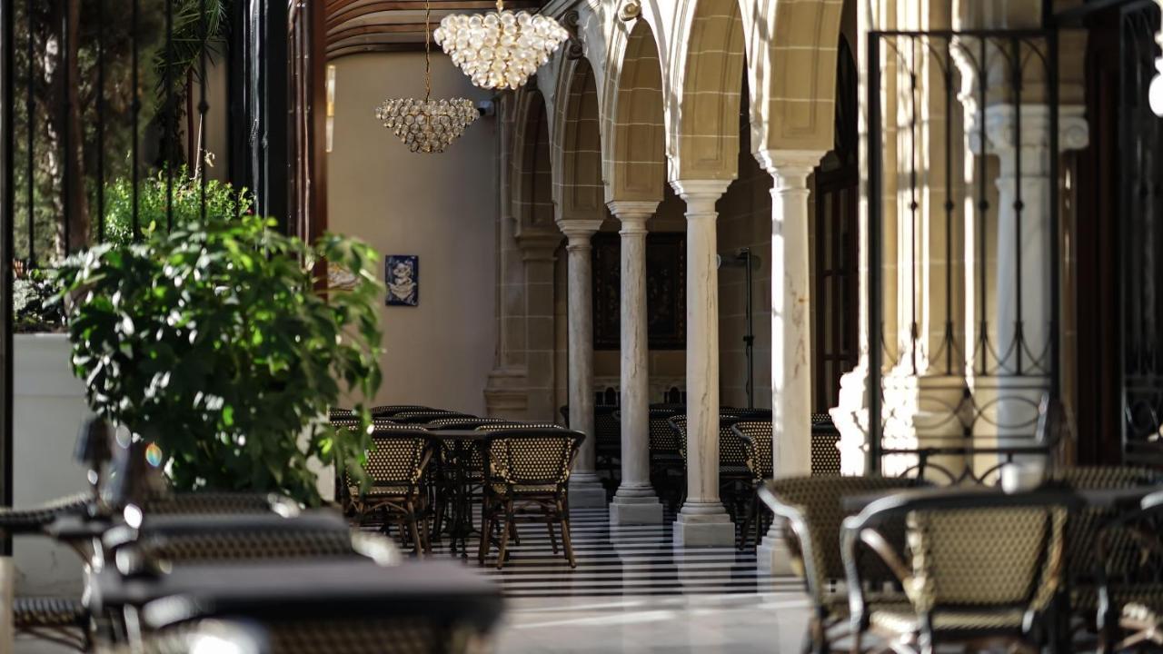 Hotel Casa Palacio Maria Luisa Jerez de la Frontera Exterior photo